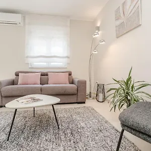Karla Apartment Zadar